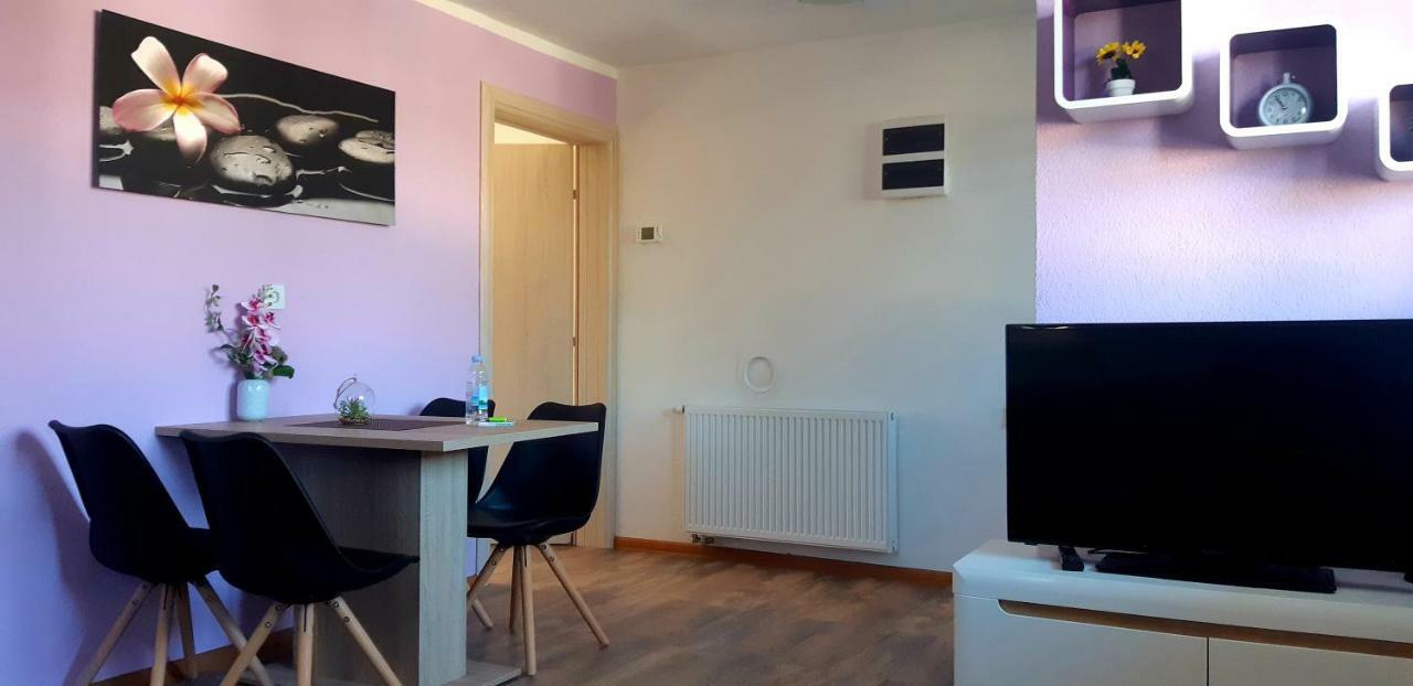 Apartmani Bilic Korenica Eksteriør bilde